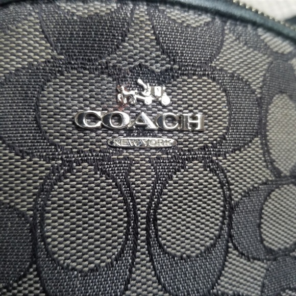 Coach bag with removable shoulder strap - Picture 5 of 13